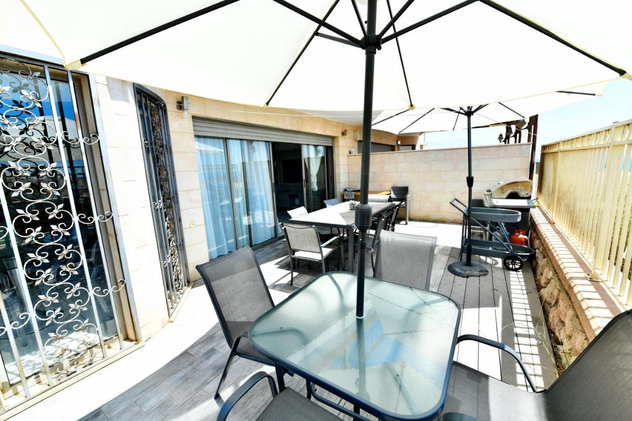 エイラートYalarent Oasis Garden With Private Poolアパートメント エクステリア 写真